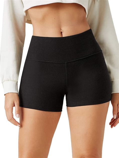 high waisted biker shorts outfits.